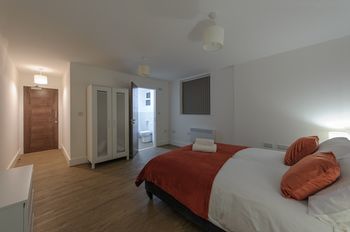 Фото Quora Regent