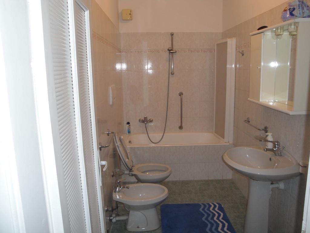 Фото La Piazza B&b