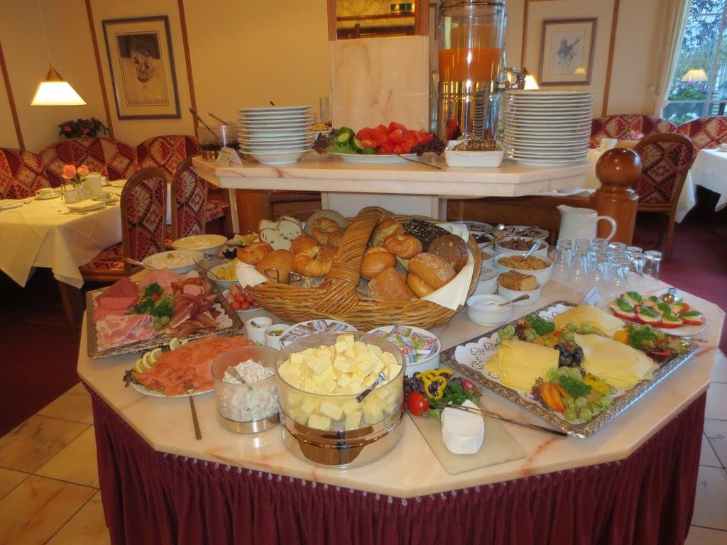 Фото Hotel Royal