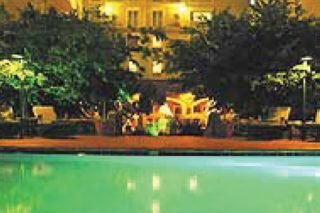 Фото The Commodore