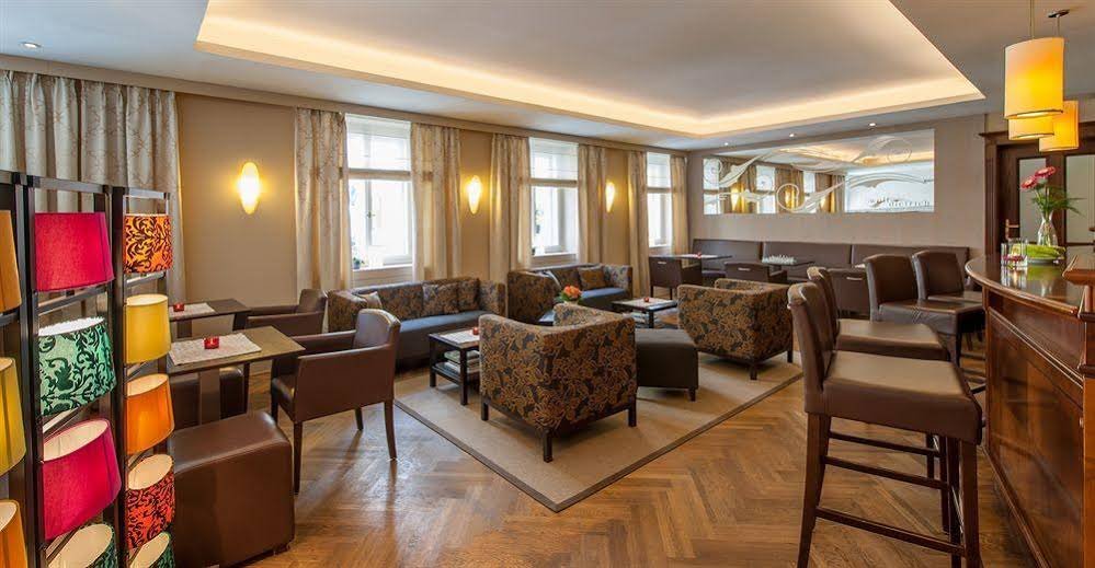 Фото Wolf Dietrich