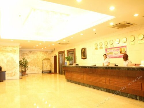Гостиница Baining Hotel в Чжуншане