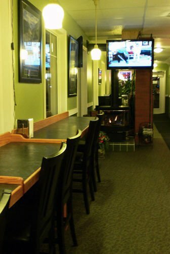 Гостиница Woodland Motor Inn в Провинции Альберта