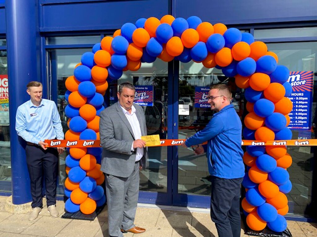 Discount systems and coupons B&m Store, England, photo