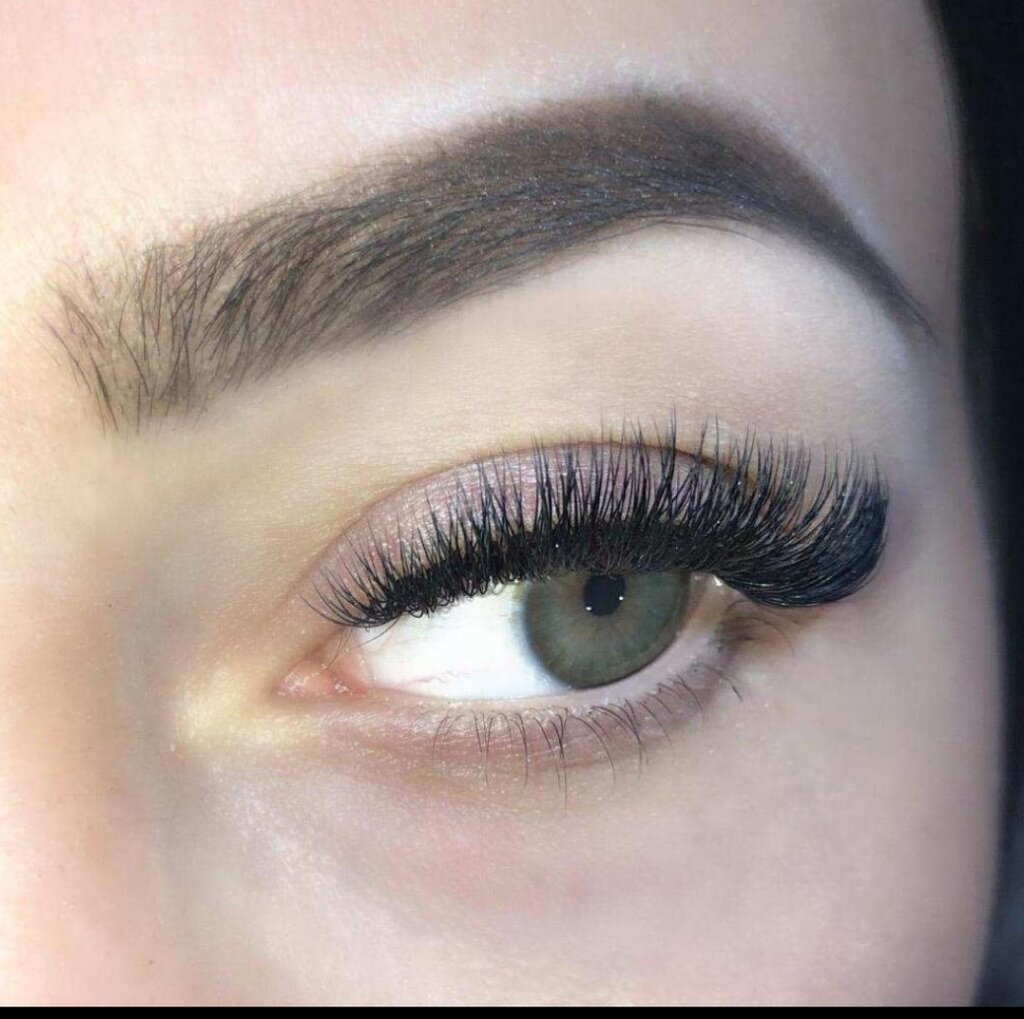 Eyebrow and eyelash salon AnnaLashes, Lubercy, photo