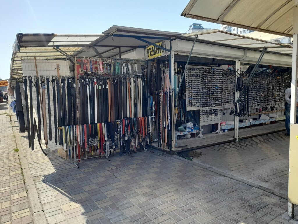 Tienda de sombreros Магазин солнцезащитных очков и шляп, , foto