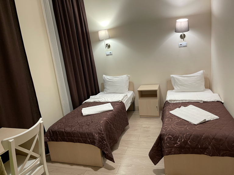 Фото Демократ на Невском 147