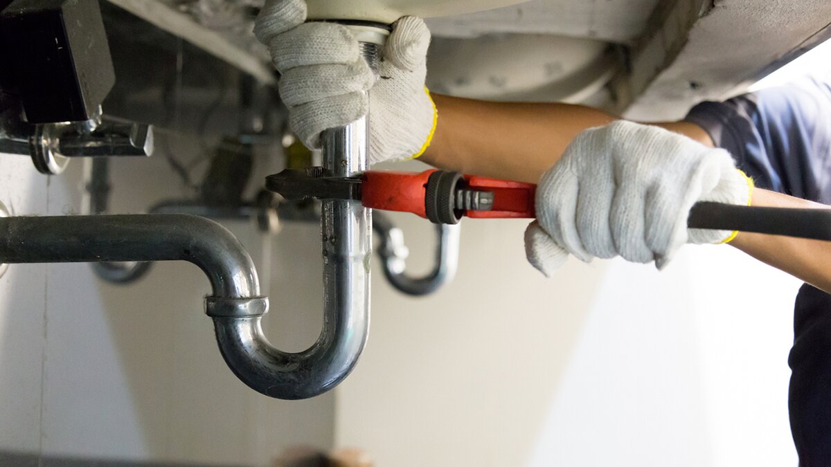 Reliable Plumbing Solutions:  Finding the Best Plumber Service Near me