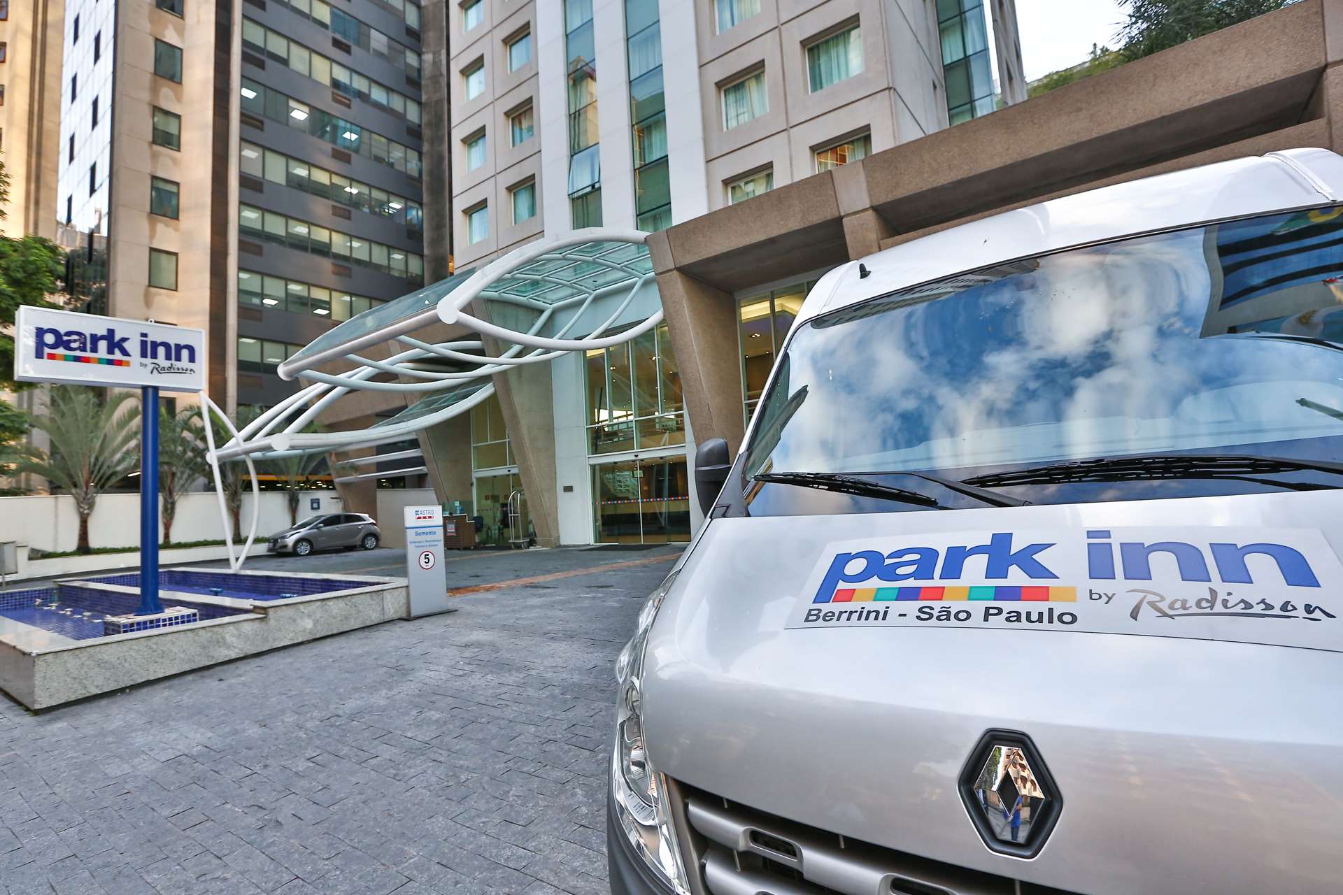 Фото Park Inn by Radisson Berrini