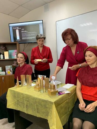 Dancing Naked ni onlayn tomosha qiling