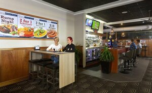 Гостиница Shortland Hotel