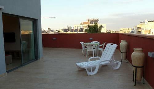 Апартаменты Bold & Beautiful 1br in Ben yehuda by HolyGuest в Тель-Авиве