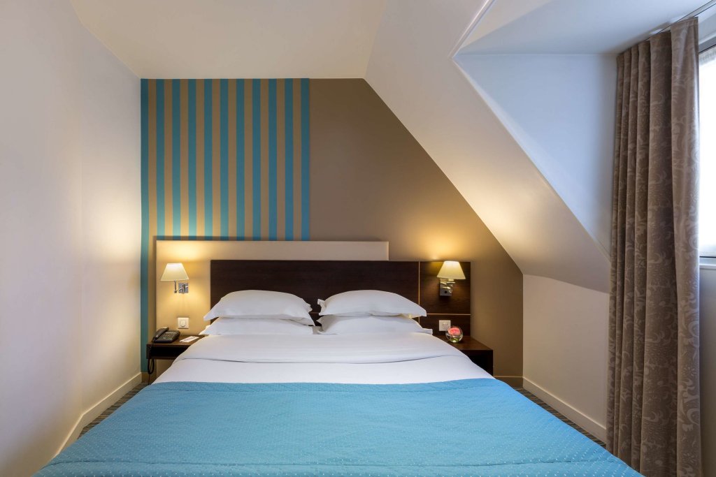 Фото Hotel Star Champs Elysées