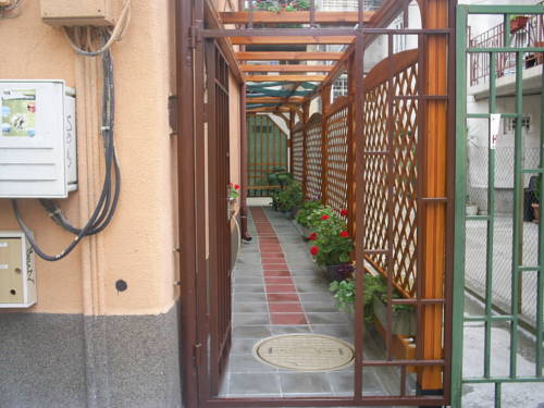 Фото Guest House Diron