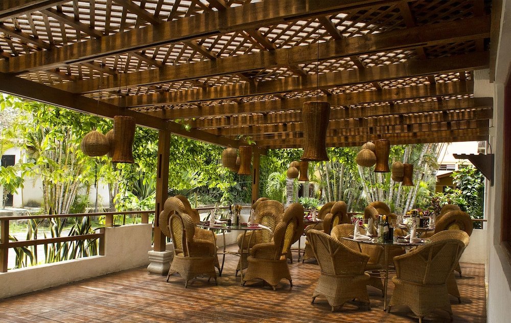 Фото Hotel Dos Mundos