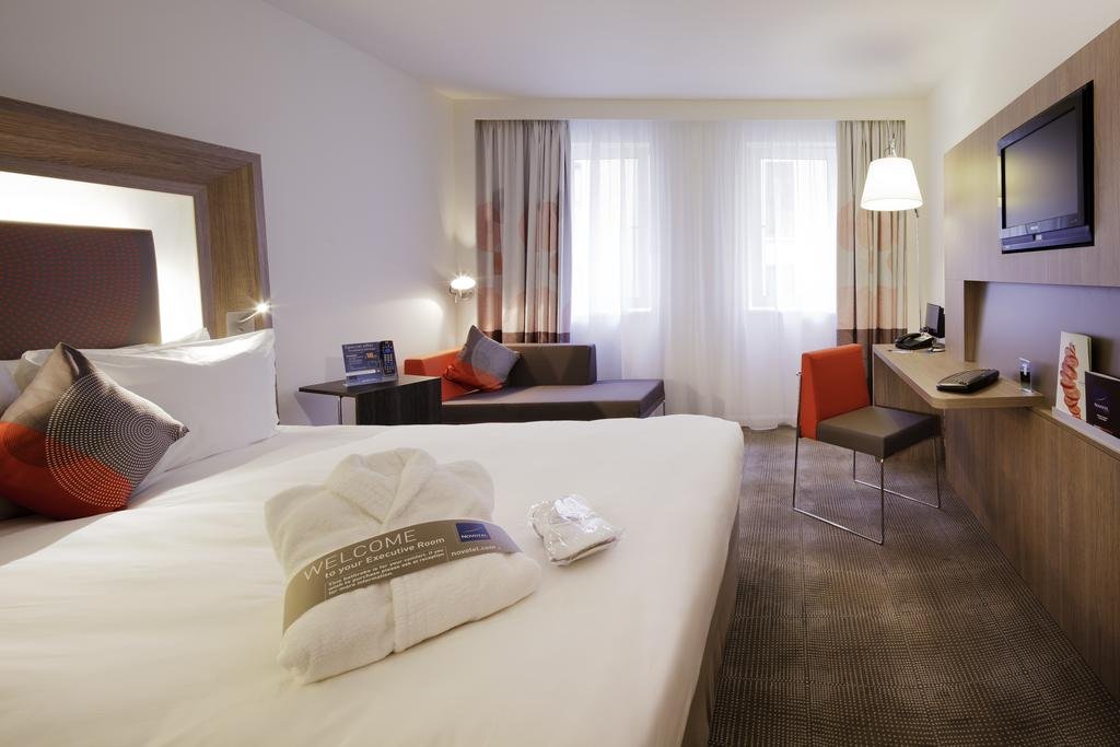 Фото Novotel Leeds Centre