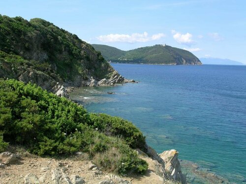 Гостиница Poggio all'Agnello Country & x26; Beach Residential Resort