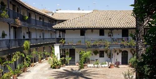 Фото Apartamentos Corral del Conde
