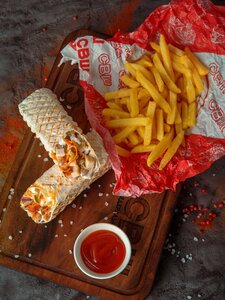 Samaya vkusnaya shaurma (ulitsa Volkova, 13), comida rápida