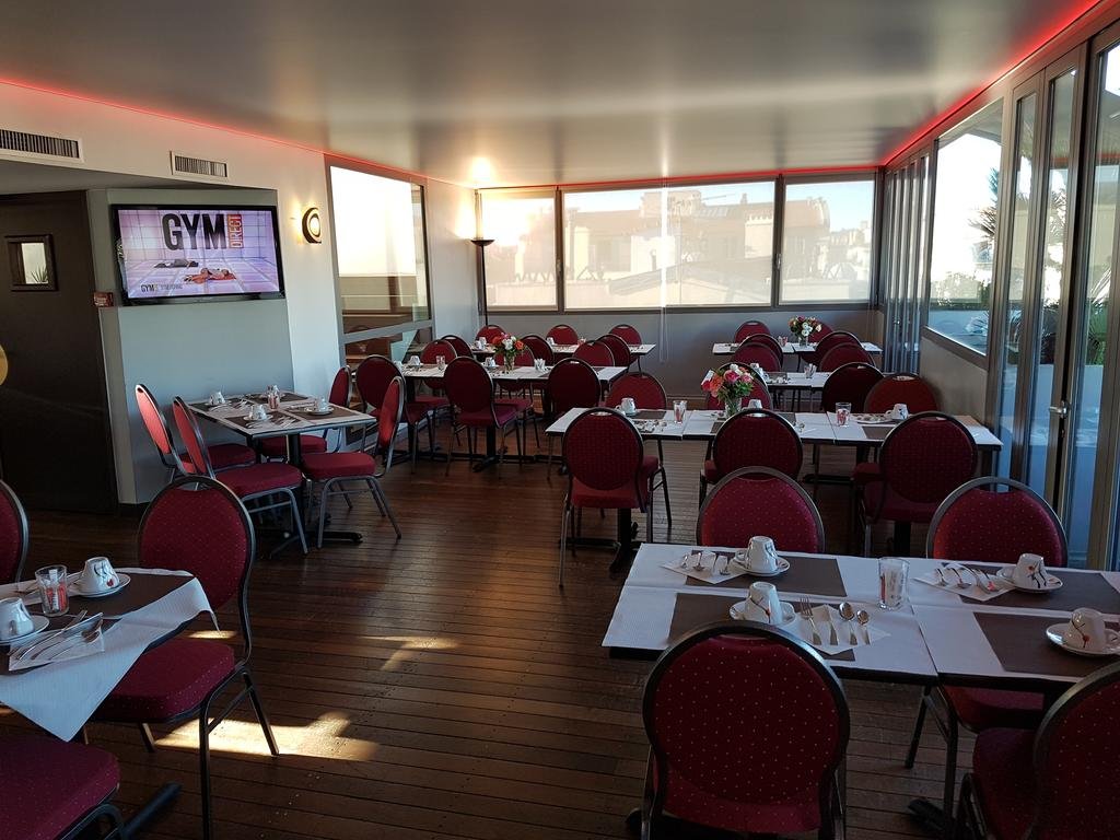 Фото Le Goldstar Appartements Nice