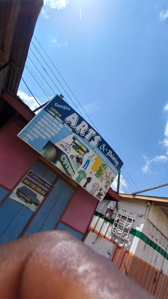 Art supplies and crafts Danjilo arts, Accra, photo