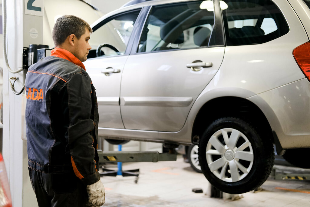 Car dealership Duk i K, Kemerovo, photo