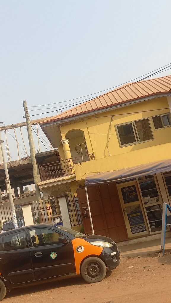 Computer repairs and services Otootech, Accra, photo