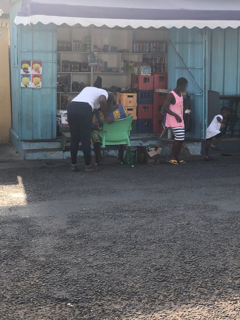 Grocery All Saint, Accra, photo