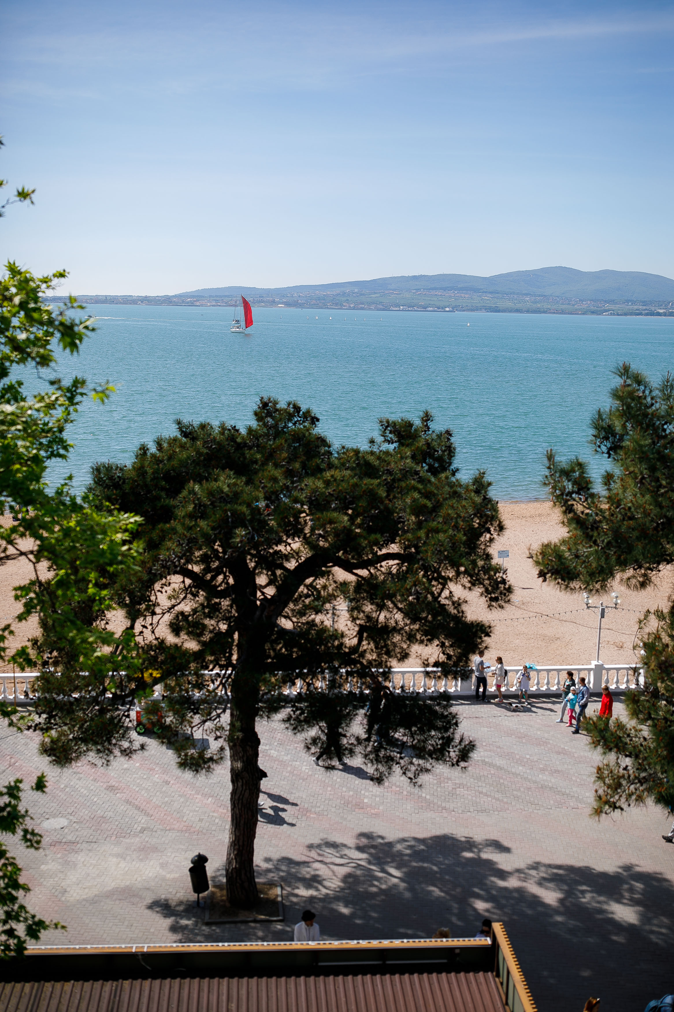 Фото Янтарь