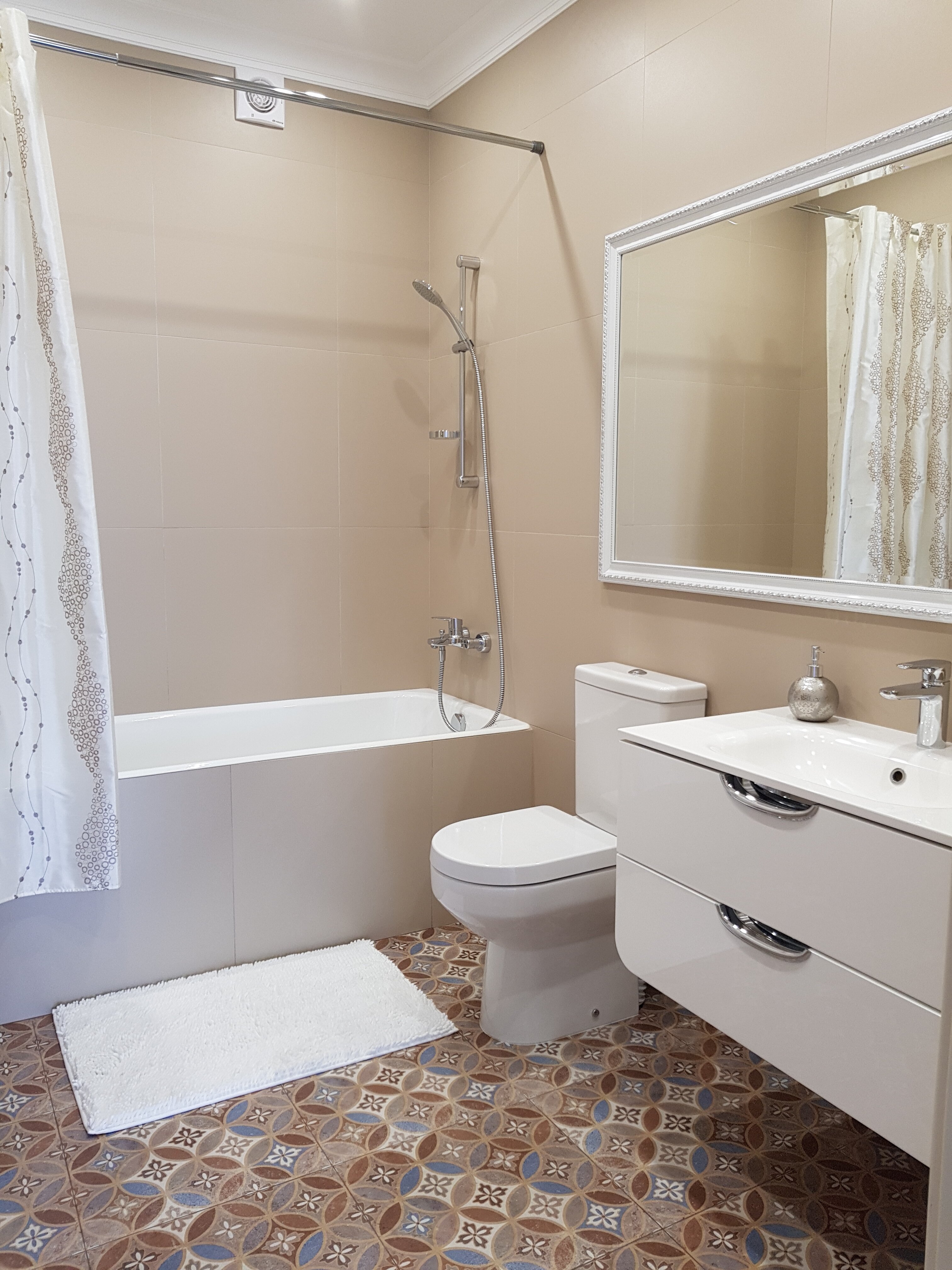 Фото Гостевой дом на Вишневой 11