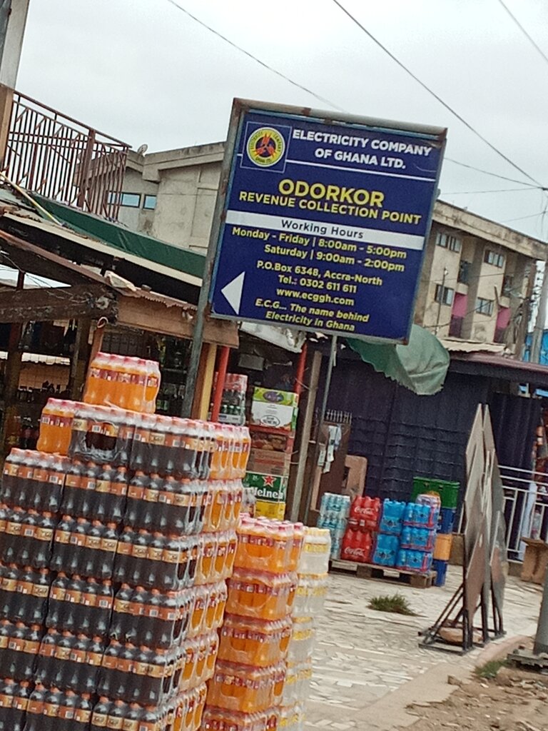 Money transfers Ecg revenue collection, Accra, photo