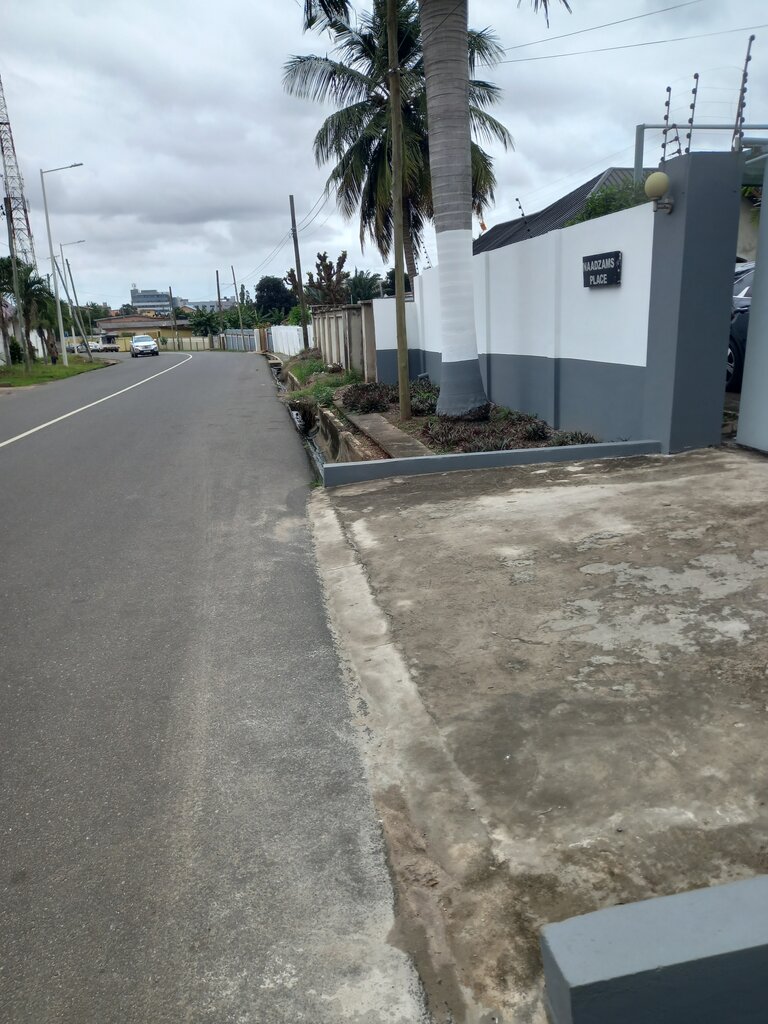 Housing complex Naadzams Place, Accra, photo