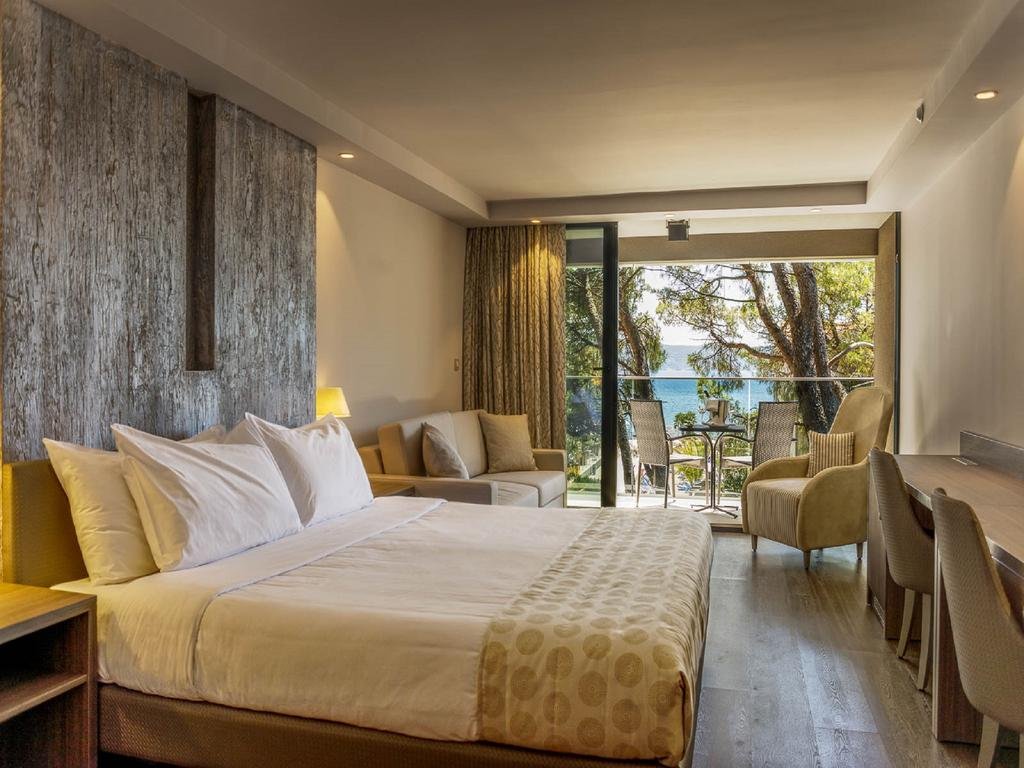 Фото Palmon Bay Hotel & SPA