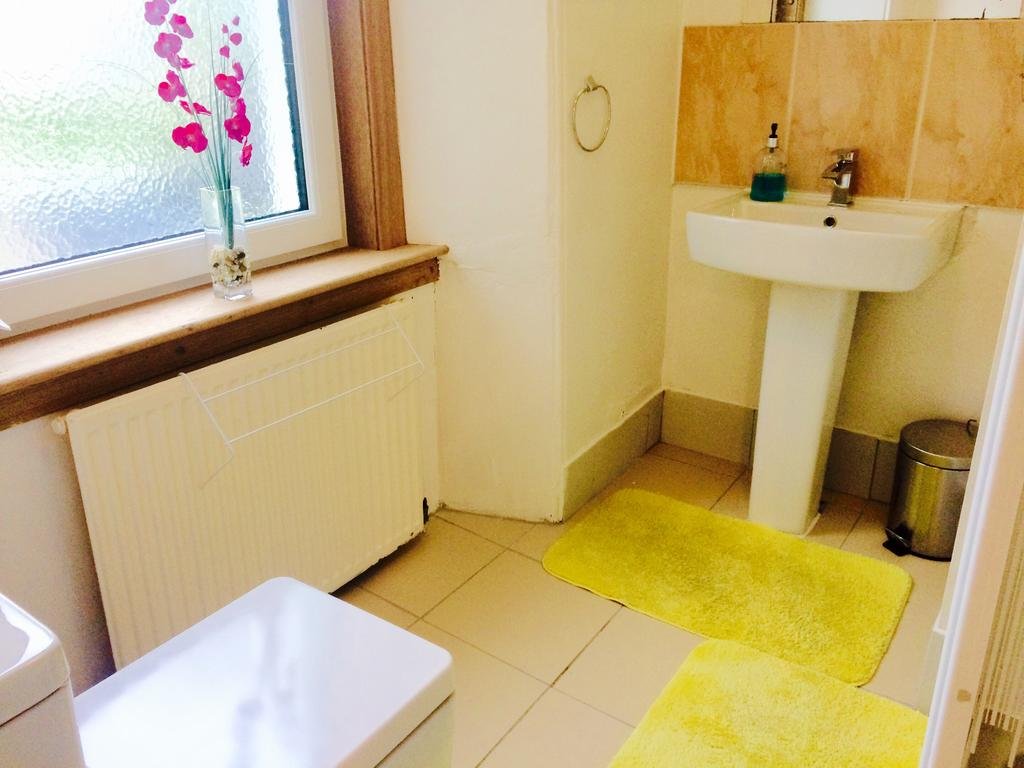 Фото Rowantreebank Bed and Breakfast