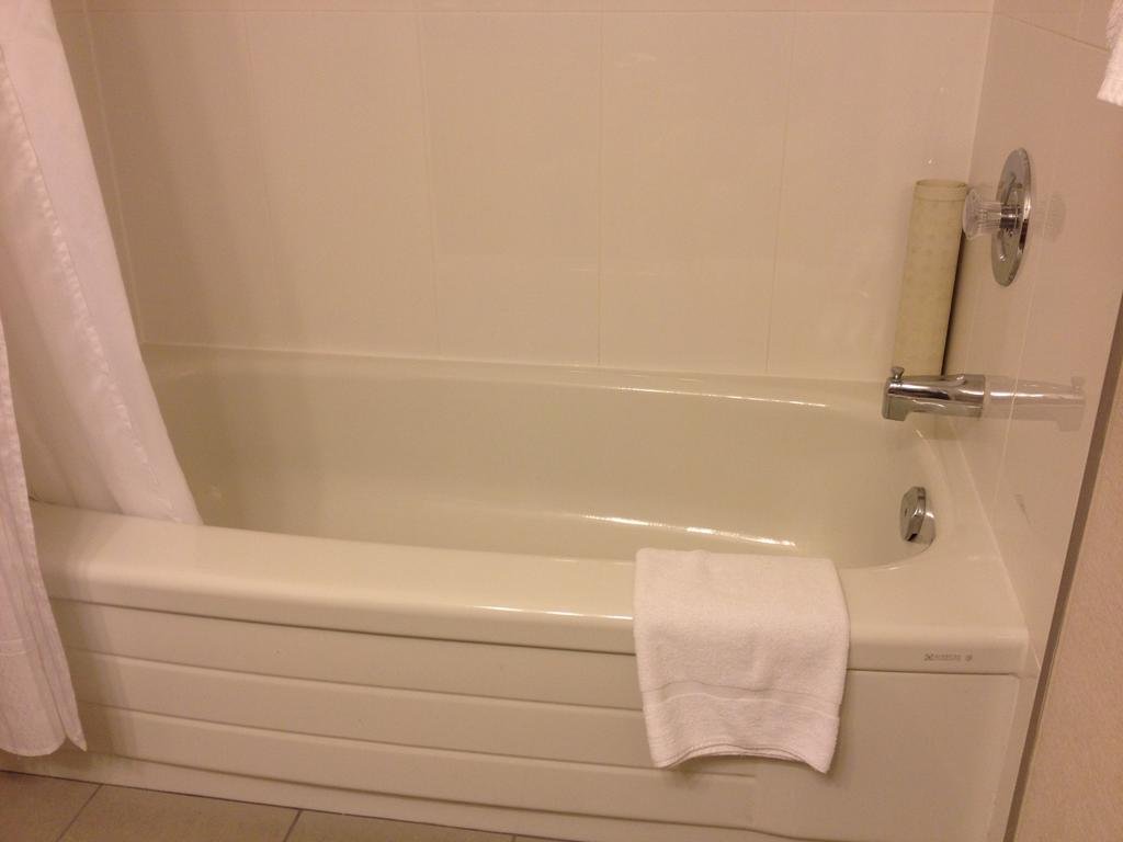 Фото Tantalus Resort Lodge