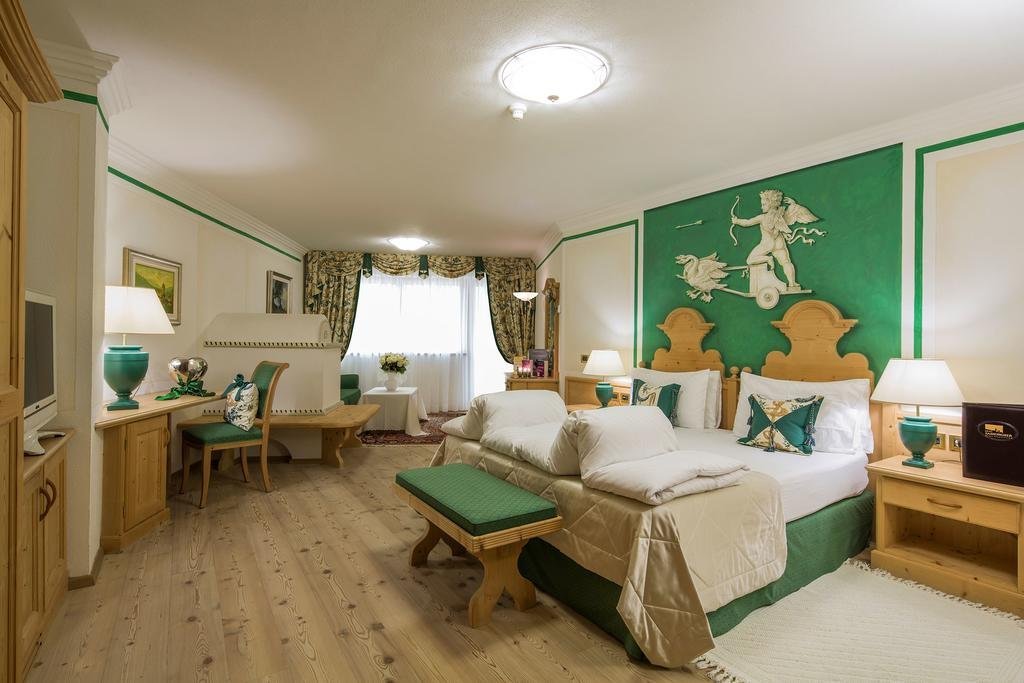 Фото Hotel Sassongher