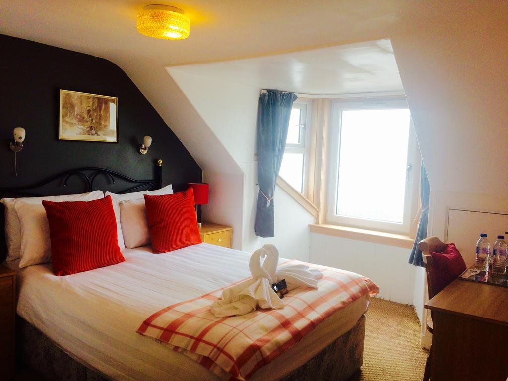 Фото Rowantreebank Bed and Breakfast