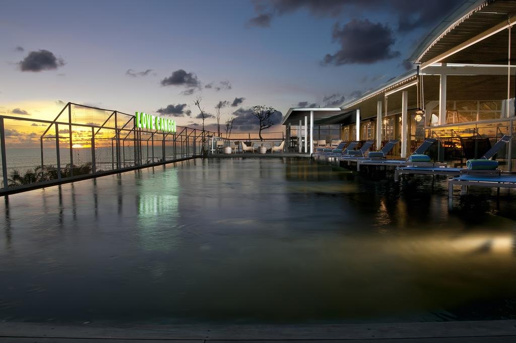 Фото Aston Canggu Beach Resort