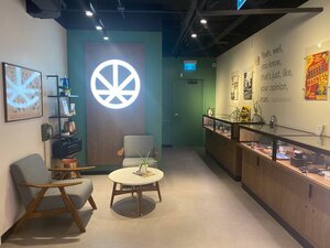 geekvape aegis solo 3 istruzioni Supa Vape Store (Toronto, Ontario): Hours, Address main image 1