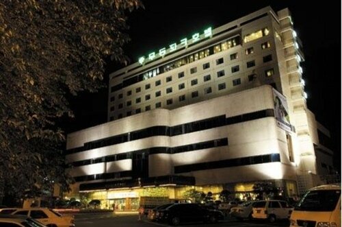 Гостиница Mudeung Park Hotel в Кванджу