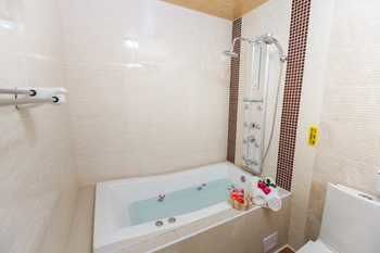 Фото Mulan B & B