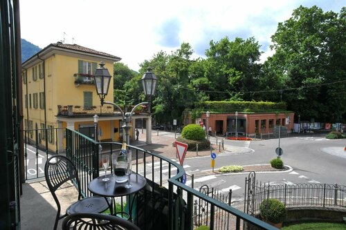 Гостиница Trattoria Laghee con alloggio в Черноббьо