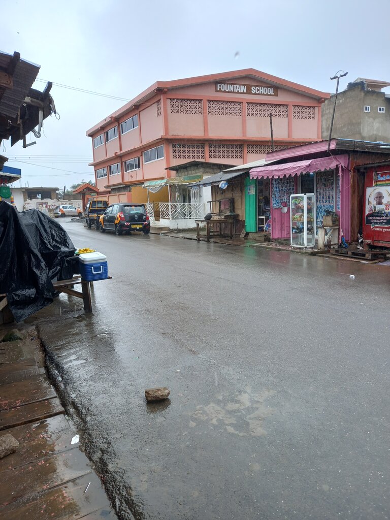 School Fountain School, Accra, photo