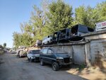 Car-man (Karpatskaıa kóshesi, 16Б), desguace de automóviles