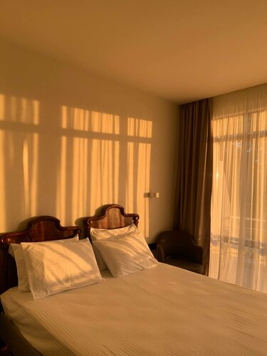 Внешний вид отеля Рони Шелтер в Геленджике, фото 5