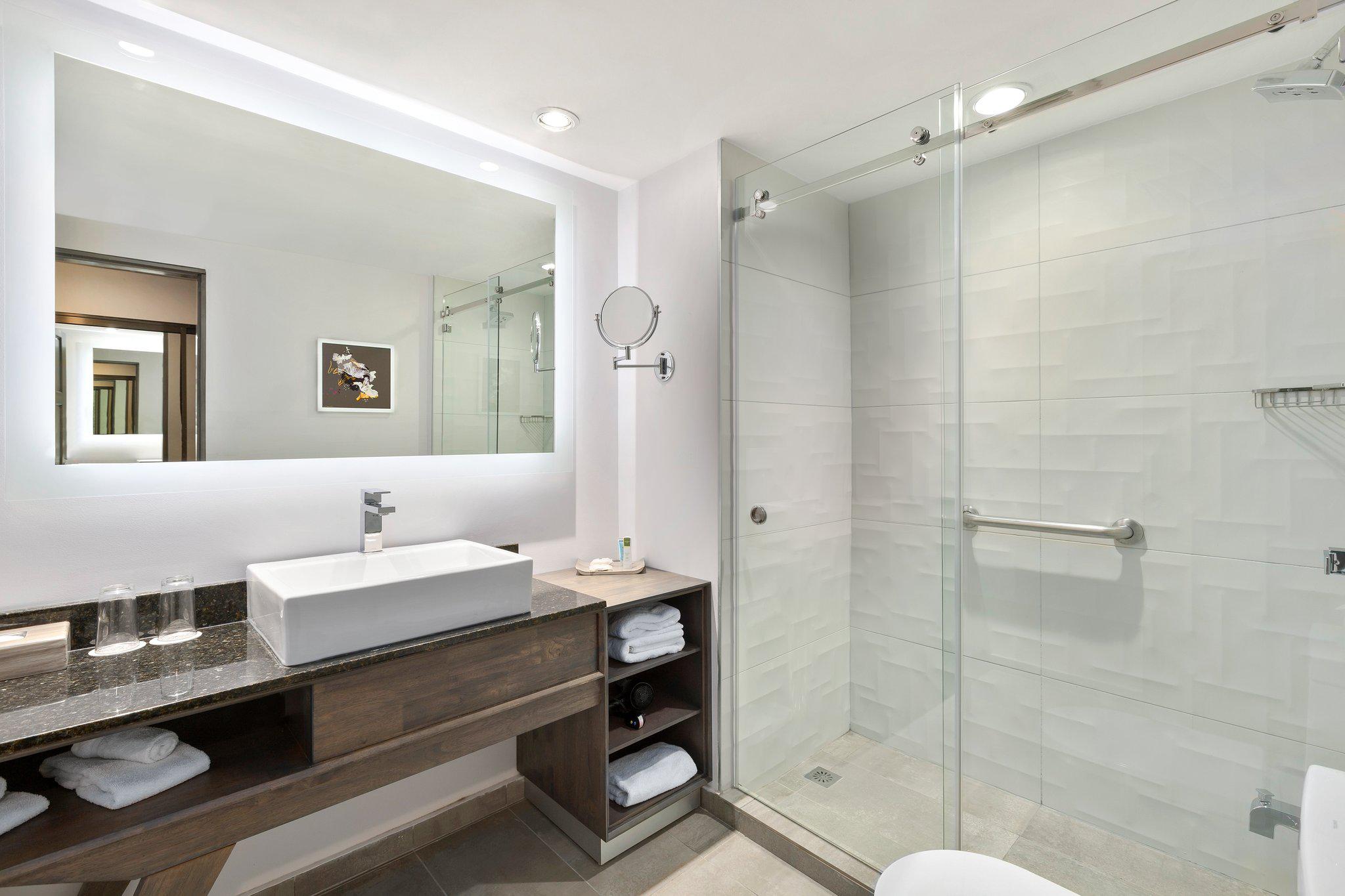 Фото Crowne Plaza San Jose La Sabana, an Ihg Hotel