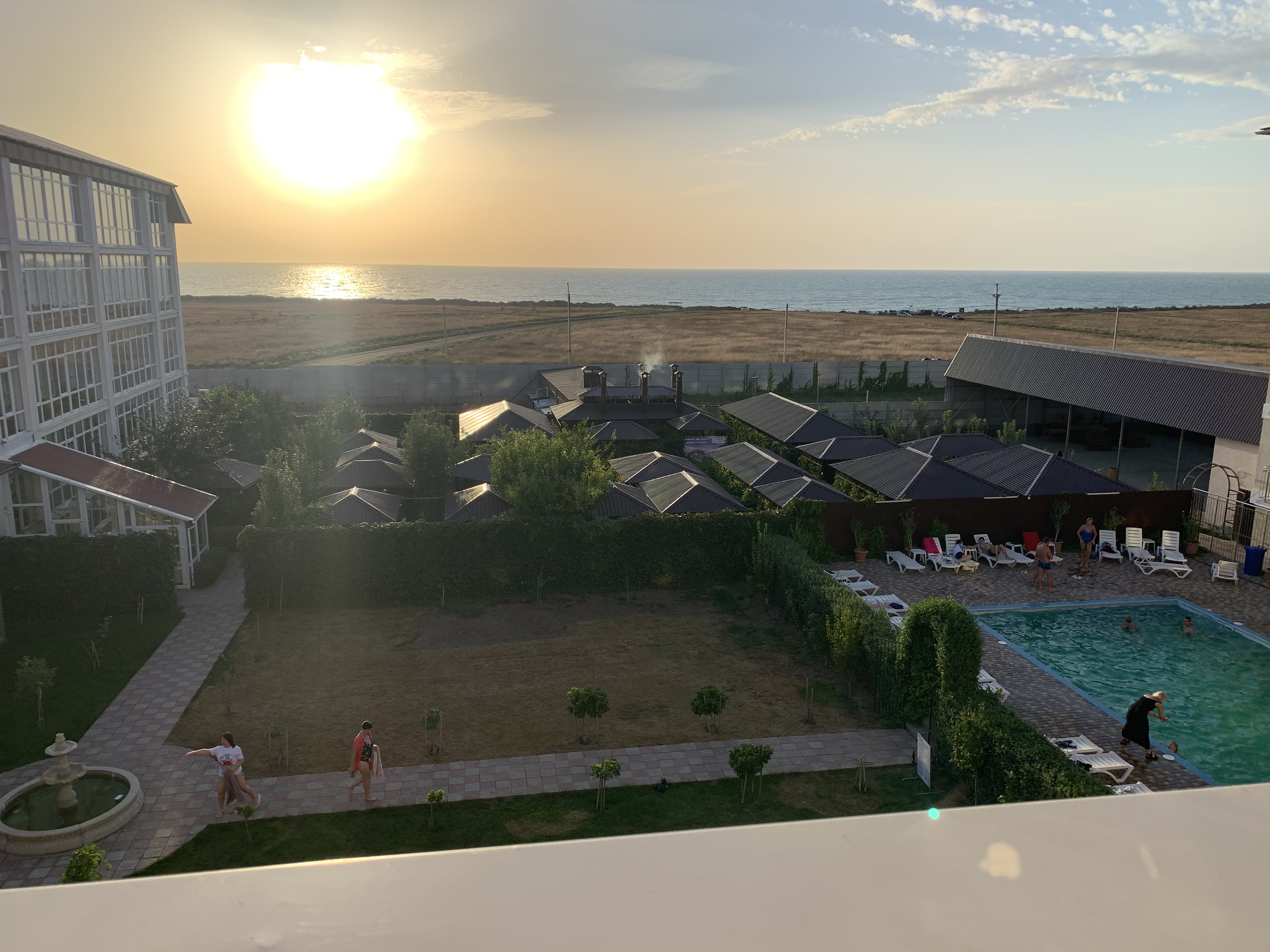 Фото Белый Лев