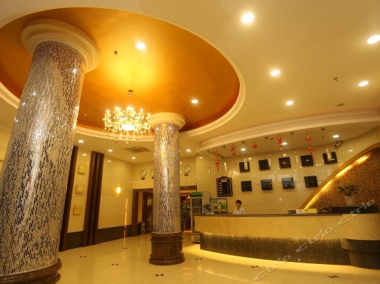 Фото Shidai Holiday Hotel