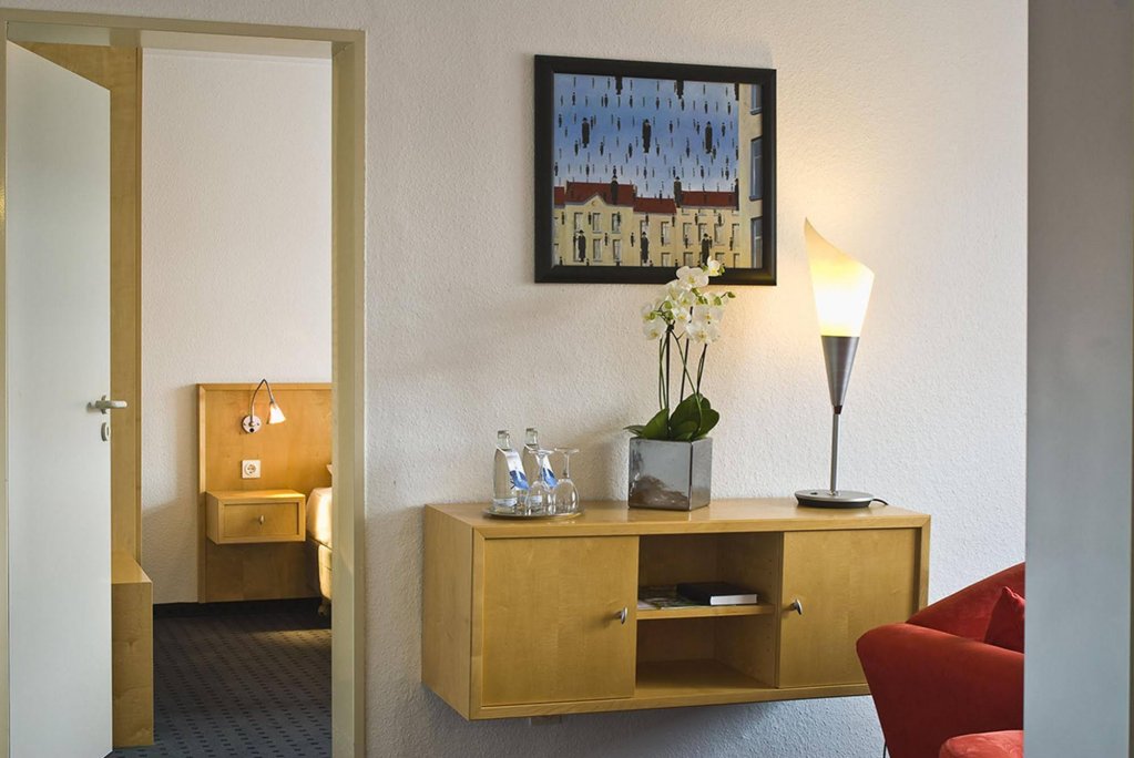 Фото Ghotel hotel & living Hannover