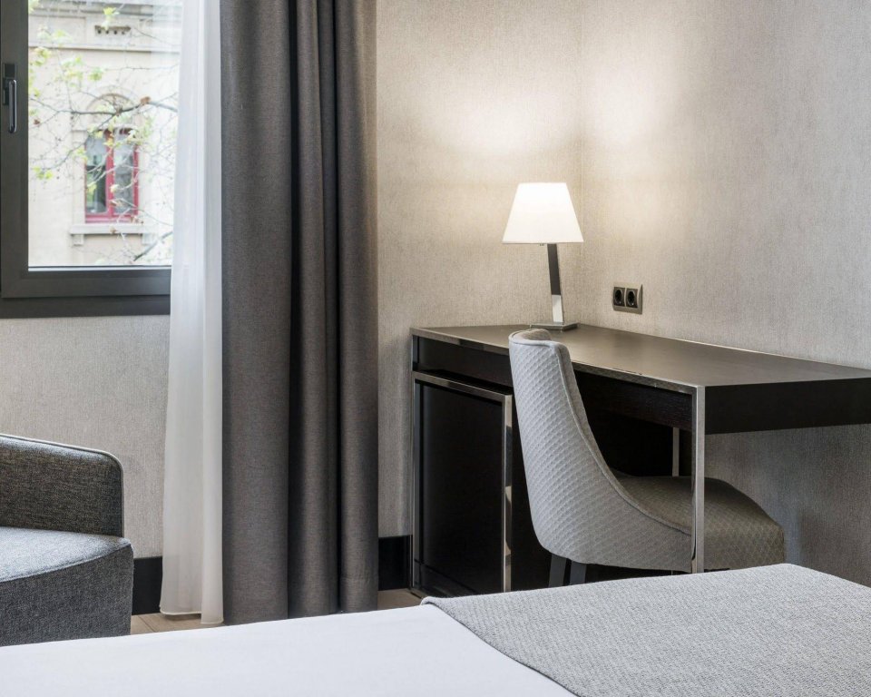 Фото Hotel Ilunion Bel Art